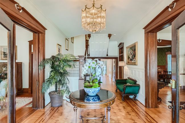 Foyer | Image 4