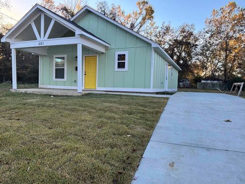 581 Gilleas Rd, Memphis, TN, 38109-3103 | Card Image