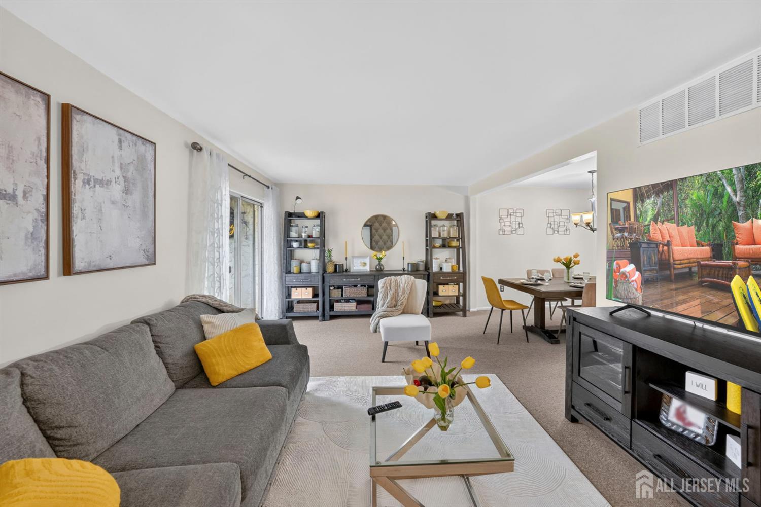 Residential in Woodbridge Proper 5