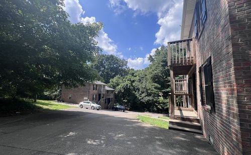 470 Martha Ln, Clarksville, TN, 37043-2929 | Card Image