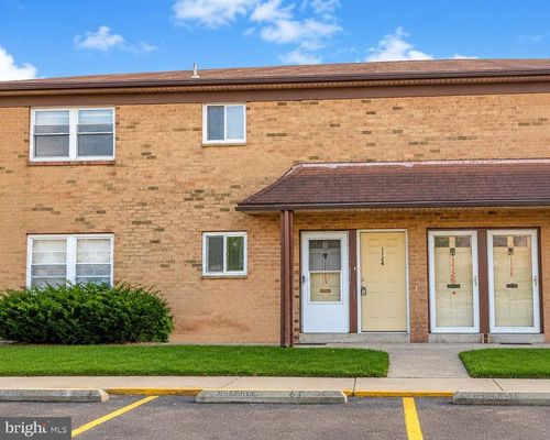 1124 Kaye Ct, BURLINGTON, NJ, 08016-2269 | Card Image