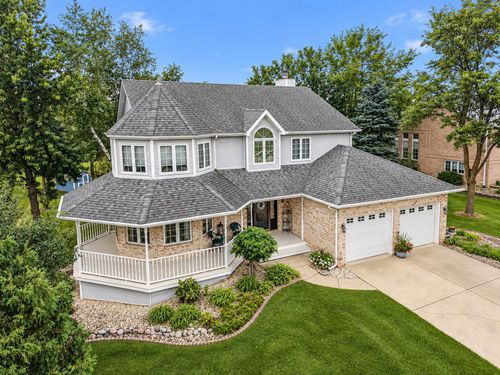 9260 Franklin Dr, Saint John, IN, 46373-9362 | Card Image