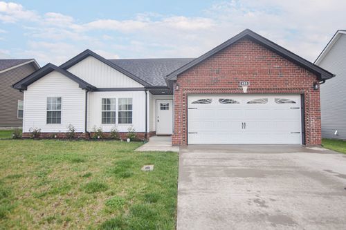 410 Irish Hills Dr, Clarksville, TN, 37042-2818 | Card Image