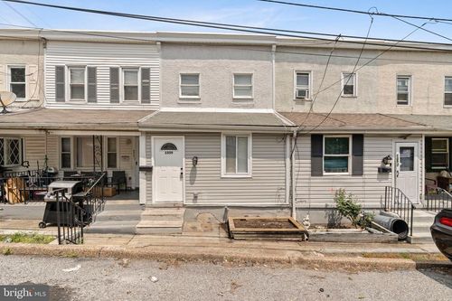 1359 Green St, MARCUS HOOK, PA, 19061-4201 | Card Image