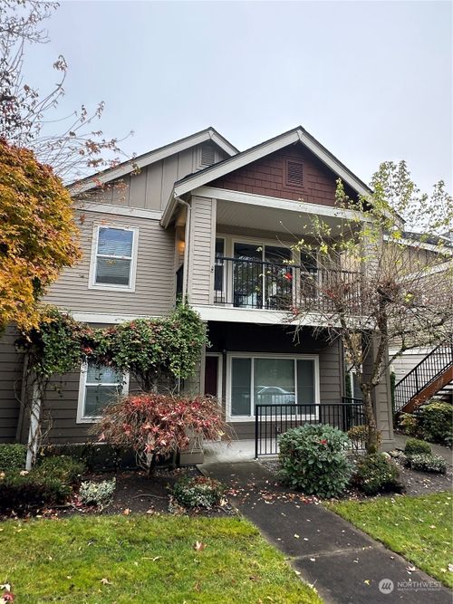 e-11-2175 Hammond Avenue, Dupont, WA, 98327 | Card Image