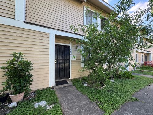 apt-2312-8405 Wilcrest Dr, Houston, TX, 77072-4319 | Card Image