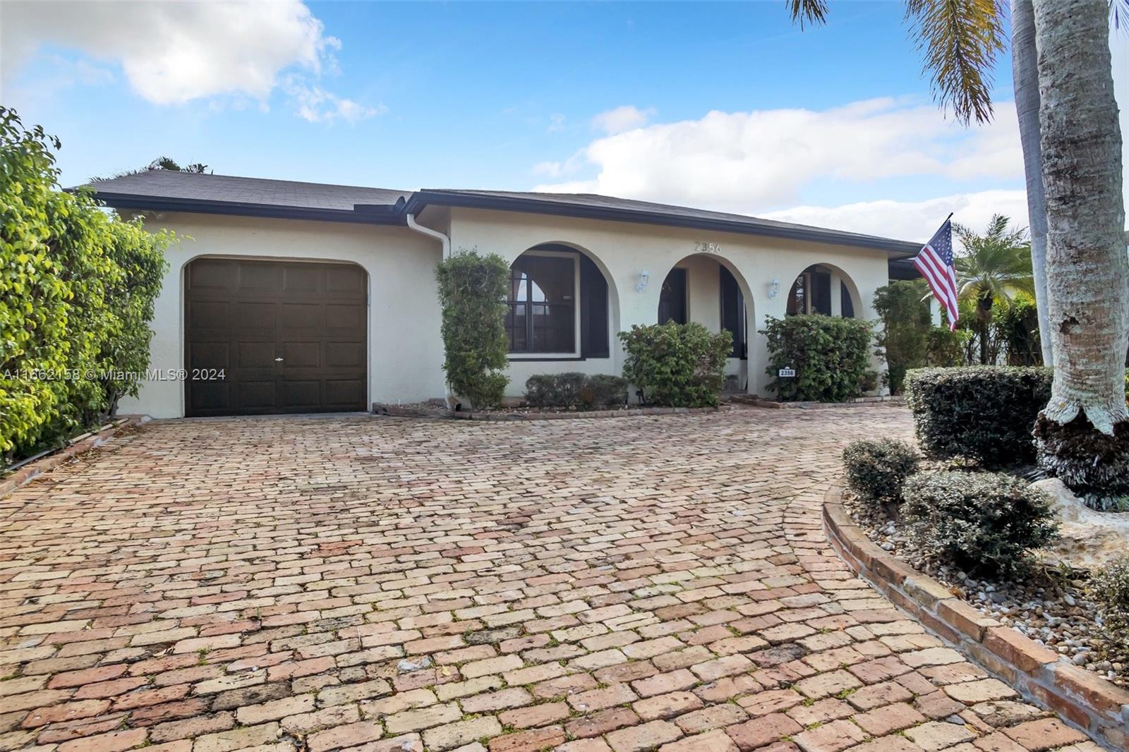 111th Ave, Sunrise, FL 33322