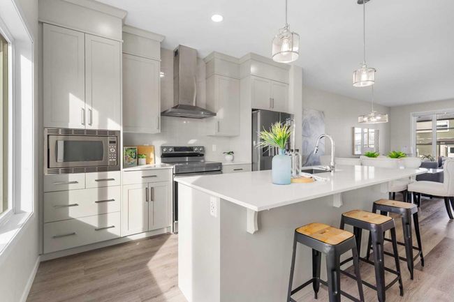427 Lucas Blvd Nw, House other with 3 bedrooms, 3 bathrooms and 2 parking in Calgary AB | Image 9