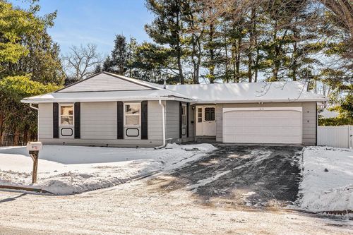 1211 W Circle Drive, Sparta, WI, 54656 | Card Image