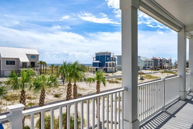 7376 Gulf Blvd, House other with 4 bedrooms, 4 bathrooms and 1 parking in Navarre FL | Image 48
