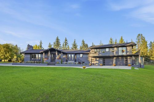 1008 Shawnee Dr Sw, Calgary, AB, T2Y2T9 | Card Image
