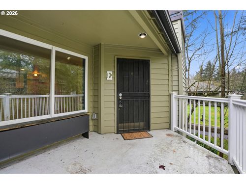 e-5059 Foothills Dr, Lake Oswego, OR, 97034-3220 | Card Image