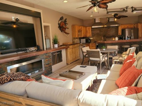 104-8175 Arville St, Las Vegas, NV, 89139-7111 | Card Image