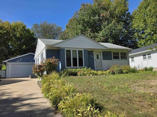 1426 N 1st Avenue, Wausau, WI, 54401 | Card Image