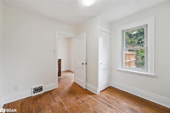 289 Houghton Ave S, House other with 3 bedrooms, 3 bathrooms and 5 parking in Hamilton ON | Image 20