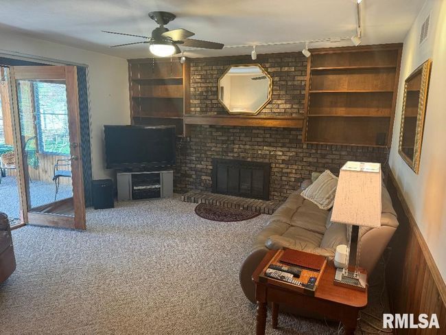1345 W Woodside Dr, House other with 3 bedrooms, 3 bathrooms and null parking in Dunlap IL | Image 38