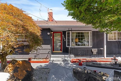 4504 S Trenton St, Seattle, WA, 98118-4925 | Card Image