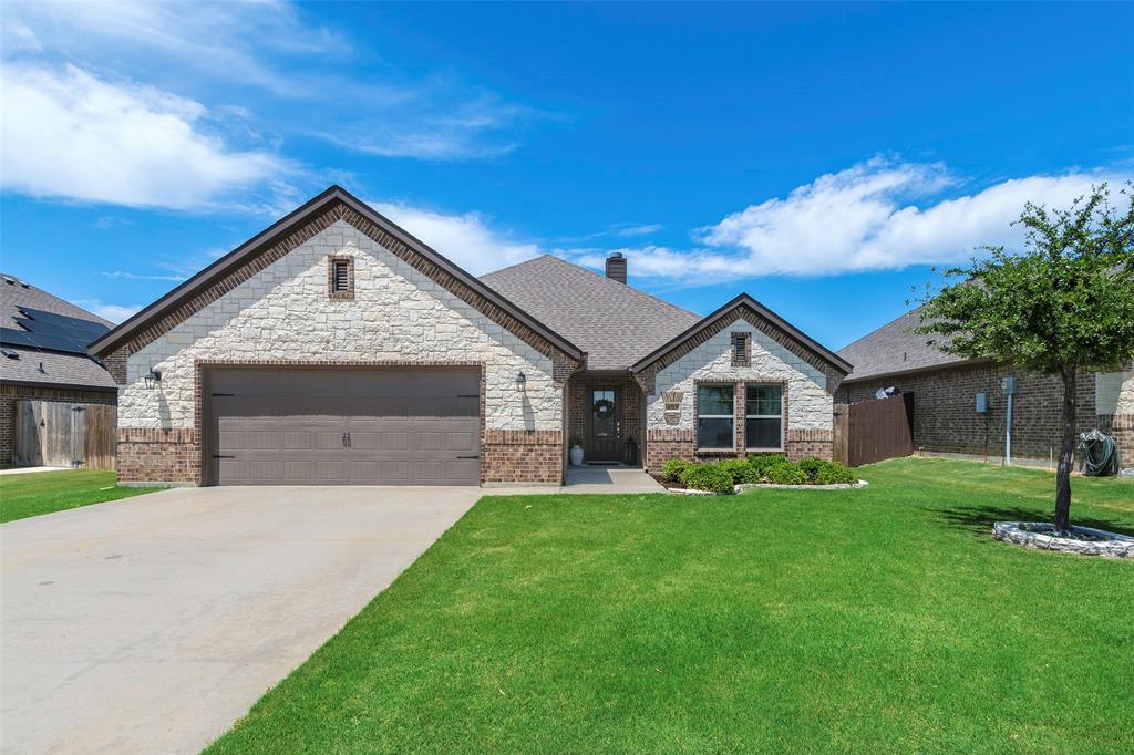 Bering Dr, Sanger, TX 76266
