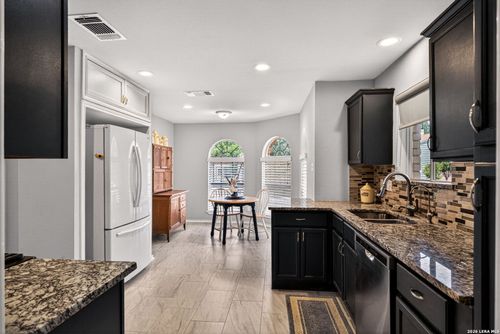 2018 Budding Blvd, San Antonio, TX, 78247-4200 | Card Image