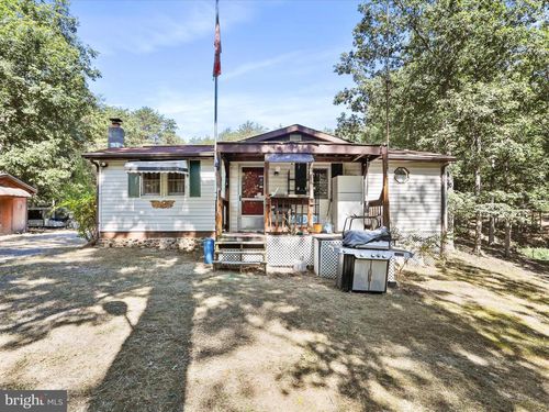 2370 Kerns School Rd, SPRINGFIELD, WV, 26763 | Card Image