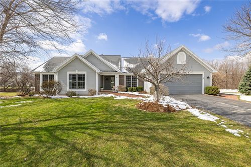 41 Broadmoor Trl, Fairport, NY, 14450-9393 | Card Image