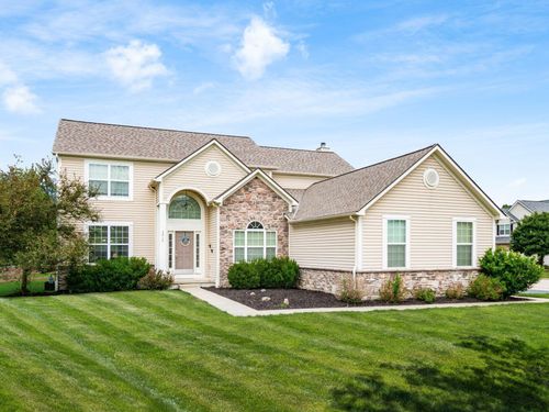 3012 Coltsbridge Dr, Lewis Center, OH, 43035-7362 | Card Image