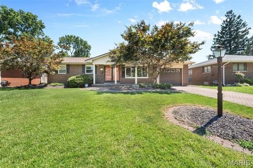 134 Ash St, Wood River, IL, 62095-1344 | Card Image