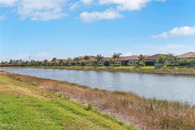 11692 Stonecreek Cir, House other with 3 bedrooms, 3 bathrooms and null parking in FORT MYERS FL | Image 32