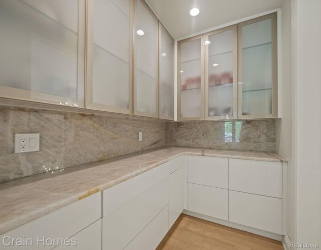 27-web-or-mls-P2255939.jpg | Image 24