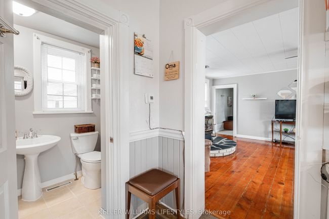 22 Prince St, House other with 2 bedrooms, 1 bathrooms and 6 parking in Forest ON | Image 14