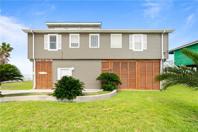 110 Bayshore Dr, House other with 2 bedrooms, 2 bathrooms and 3 parking in Ingleside TX | Image 5