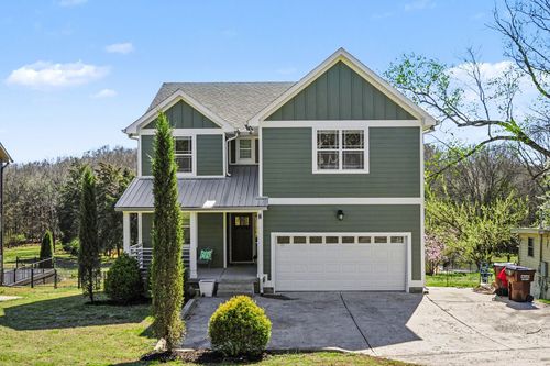 326 Twin Cove Dr, Lebanon, TN, 37087-9467 | Card Image