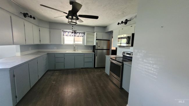 135 S 600 W, House other with 3 bedrooms, 2 bathrooms and 2 parking in Paul ID | Image 8