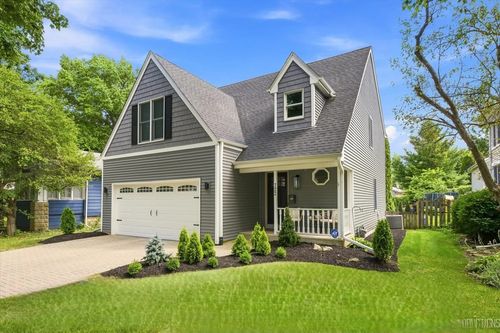 722 Center St, Geneva, IL, 60134-1322 | Card Image