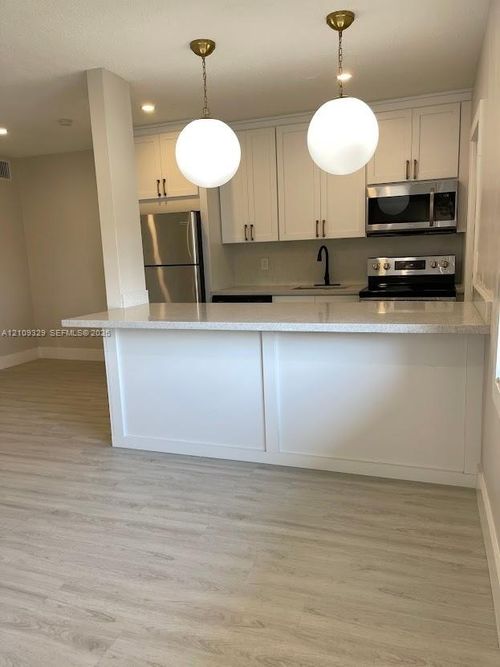 205-2418 Polk St, Hollywood, FL, 33020-4349 | Card Image