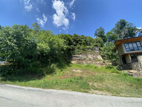 1 Avondale Rd, Yonkers, NY, 10710-2003 | Card Image