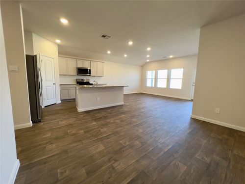 314 Addison Pl, Lockhart, TX, 78644-3660 | Card Image