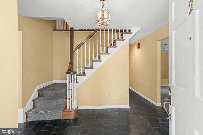 2 Stevenage Cir, House other with 5 bedrooms, 3 bathrooms and null parking in ROCKVILLE MD | Image 8