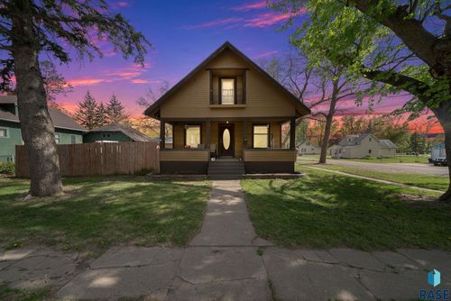511 W Main St Street, Beresford, SD, 57004 | Card Image