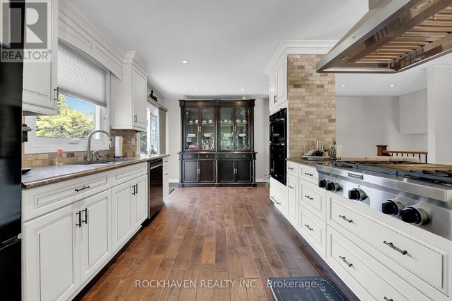 22 Nelson Street, House other with 3 bedrooms, 2 bathrooms and 5 parking in Hamilton (Waterdown) ON | Image 9