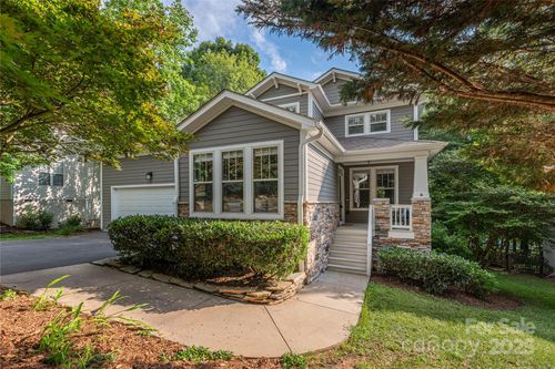 112 Mountain Dr, Biltmore Lake, NC, 28715-8914 | Card Image