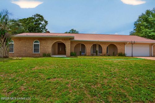 129 Pirate Ave, Long Beach, MS, 39560-5620 | Card Image