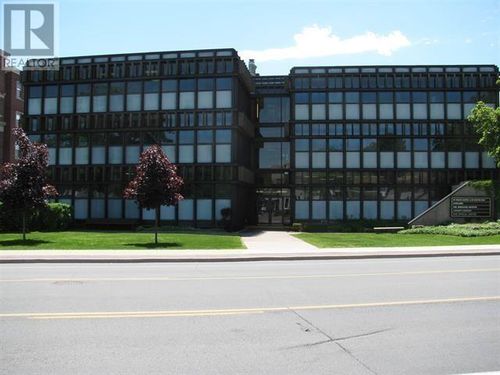 955 Queen St E, Sault Ste. Marie, ON, P6A2C3 | Card Image