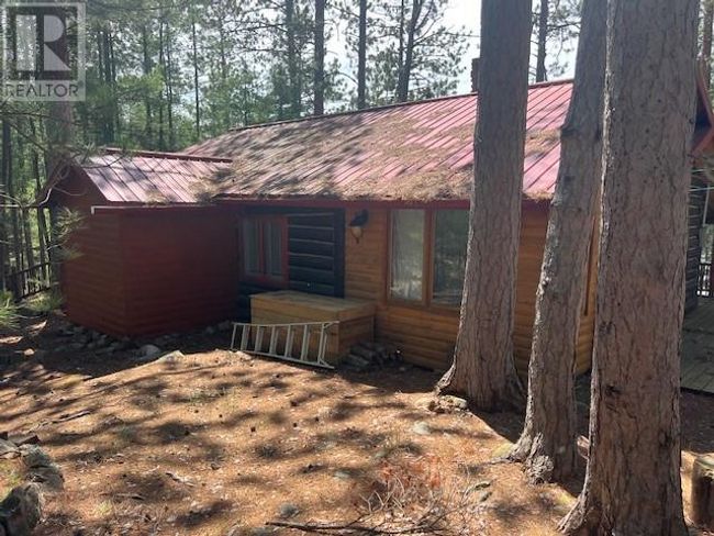 1 Island Ctr, Home with 2 bedrooms, 1 bathrooms and null parking in Saint Charles ON | Image 8