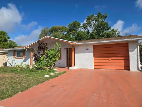 5605 Dolores Dr, HOLIDAY, FL, 34690-2322 | Card Image