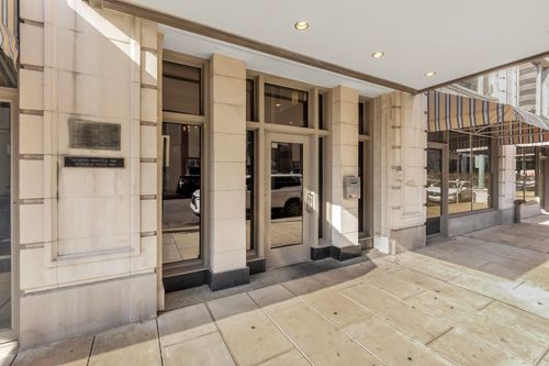 apt-1007-66 Monroe Ave, Memphis, TN, 38103-2450 | Card Image