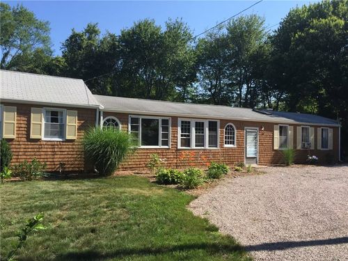 60 North Ave, Charlestown, RI, 02813-1213 | Card Image