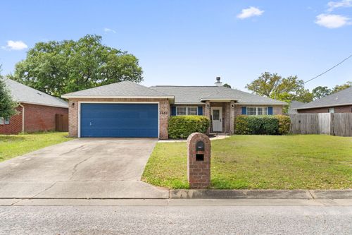 2657 Hidden Estates Cir, Navarre, FL, 32566-7860 | Card Image