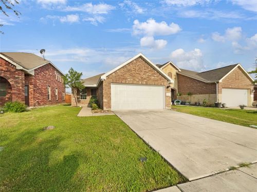 9105 Quarry Ridge Trail, Fort Worth, TX, 76244 | Card Image