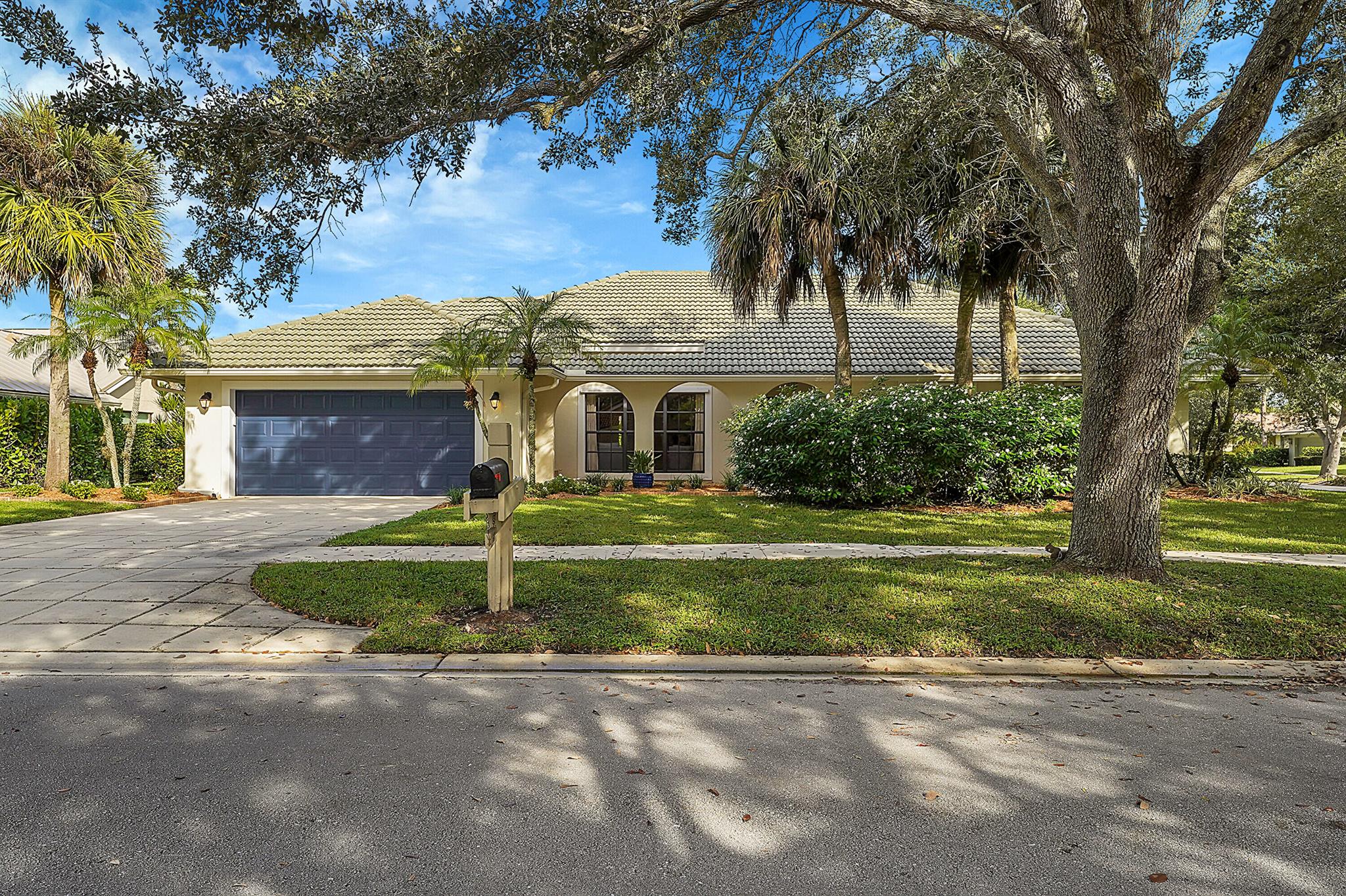 Lakeland Ct, Jupiter, FL 33458